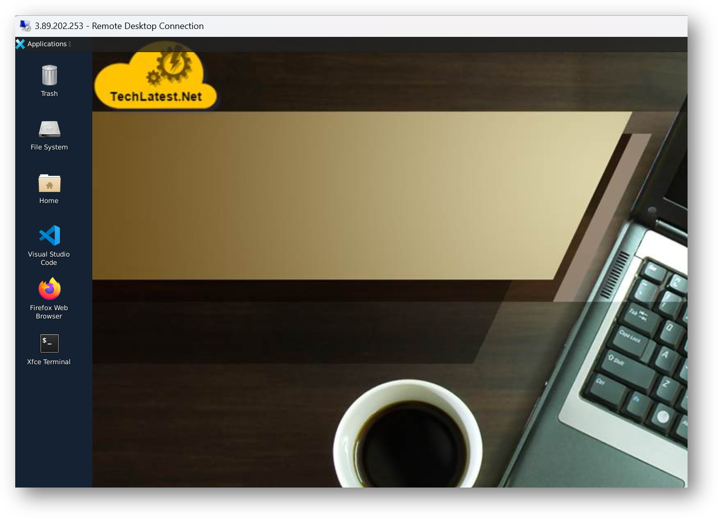 /img/aws/open-notebook-vm/rdp-desktop.png