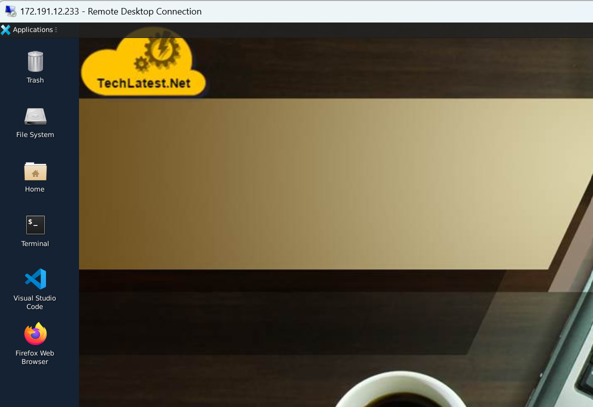 /img/azure/crewai-vm/rdp-desktop.png